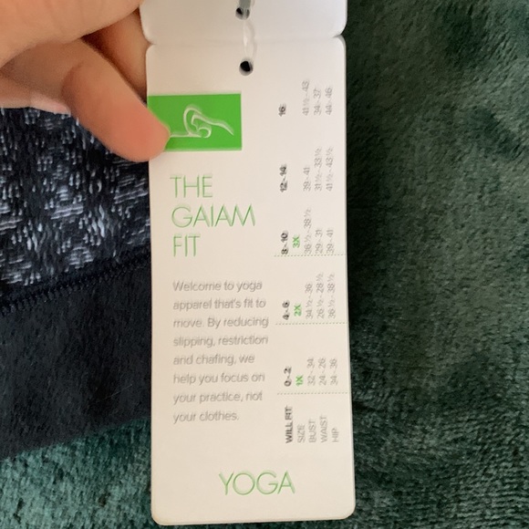 GAIAM bra bralette marine print XS NWT MEDIUM SUPPORT - Picture 9 of 11